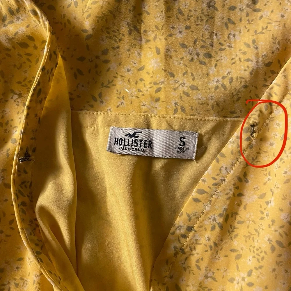 Hollister Yellow Floral Dress - Picture 4 of 4